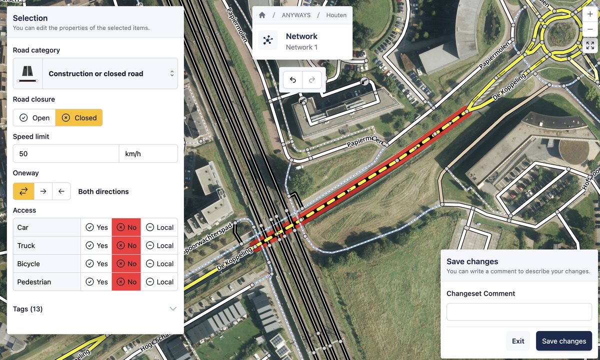 The editor: per road segment the category, closure, speed, direction and access per vehicle type.